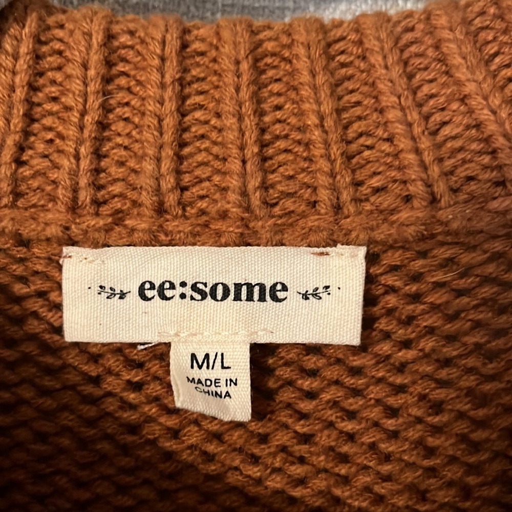 Sweater - Picture 2 of 2